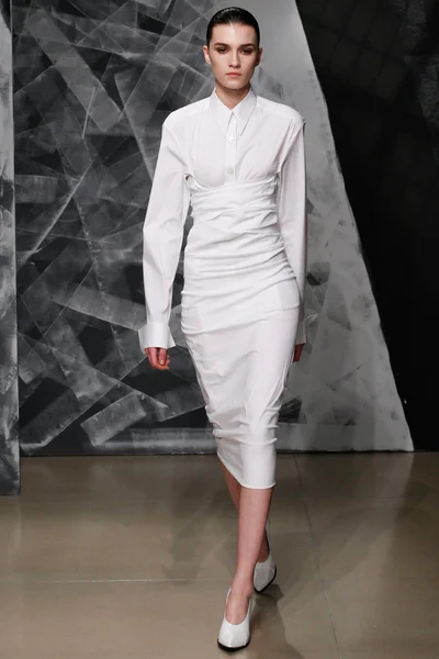 Look 11